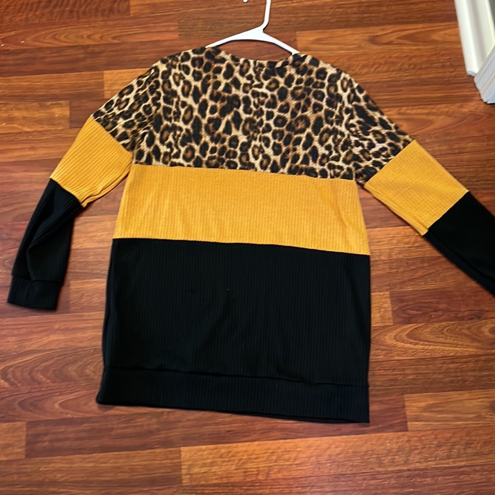 Leopard Color Block Sweater Dress - Picture 2 of 4